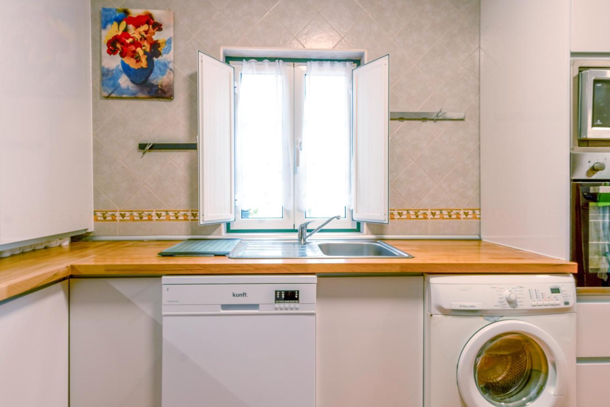 Casa Dos 2 Patios By Stay In Alentejo Вила-Нова-де-Мильфонт Экстерьер фото