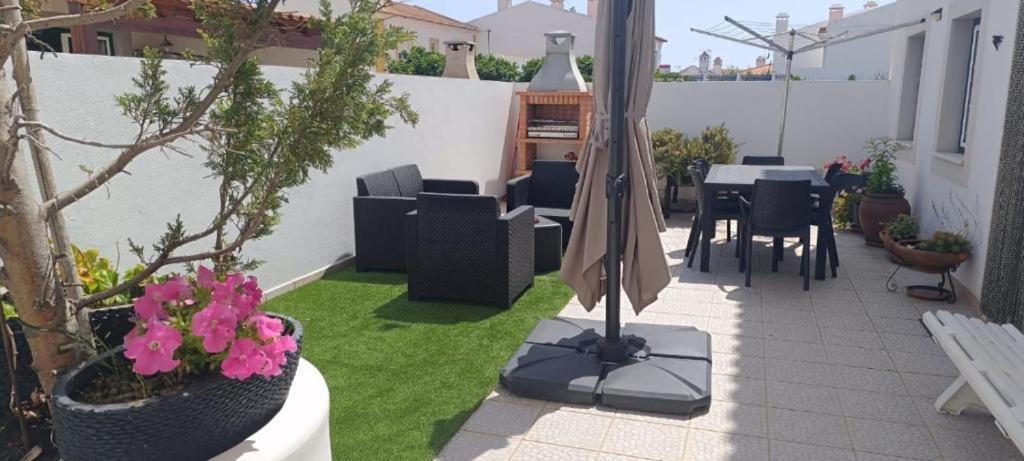 Casa Dos 2 Patios By Stay In Alentejo Вила-Нова-де-Мильфонт Экстерьер фото